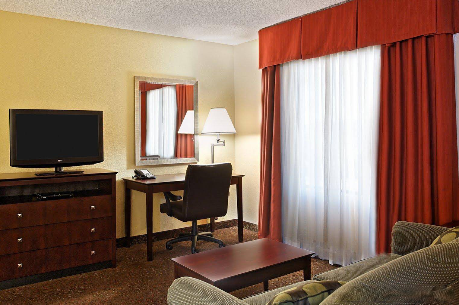 Holiday Inn Express Hotel & Suites Knoxville-North-I-75 Exit 112, an Ihg Hotel