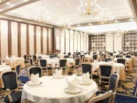 New Orient Landmark Hotel - Breakfast