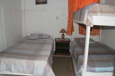 Green Sea Villa Helen Inn - Kilometer 4 Circunvalar Hotels in 