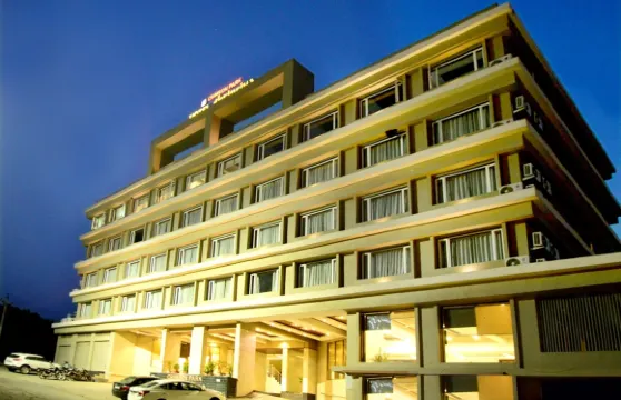 鮮紅公園施裏普里亞酒店