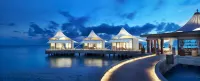 W Maldives Hotel di Halaveli