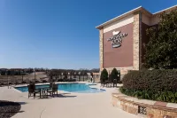 Homewood Suites by Hilton Denton - Pools