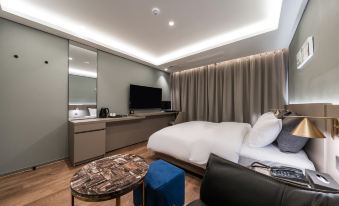 Bundang Breeze Hotel