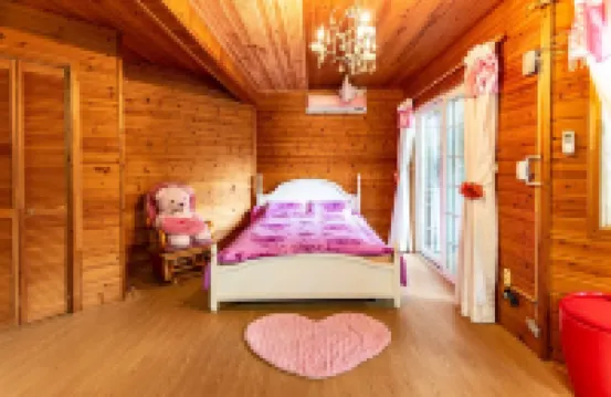 Hoengseong Log Cabin Pension (Duplex Pension)
