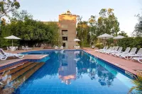 DoubleTree by Hilton Alice Springs Hotels in Элис Спрингс