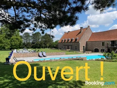 查皮烏維爾酒店