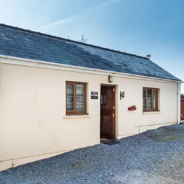 Primrose - 1 Bedroom Cottage - Llanteg Отели в г. Амрот