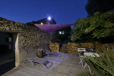 L'Aube du Moulin Hôtels à : Blacé