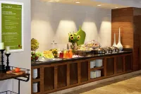 Hilton Garden Inn San Diego Old Town/Sea World Area - breakfast