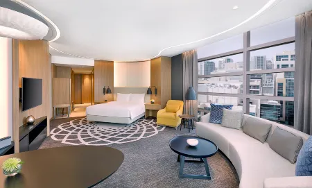DoubleTree by Hilton Dubai - Business Bay