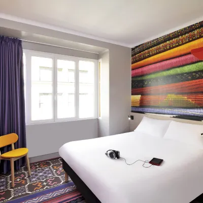 Ibis Styles Lille Centre Grand-Place Отели рядом с достопримечательностью «Дворец Риур, туристическое бюро»