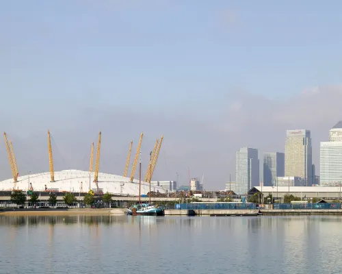 ibis budget London Barking Рядом с отелем Photos