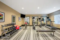 Candlewood Suites Columbia Hwy 63 & I-70 by IHG