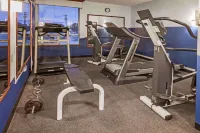 Ramada by Wyndham Fredericton - Gym