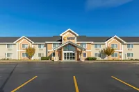 Comfort Inn & Suites Jackson - West Bend - 2-Star
