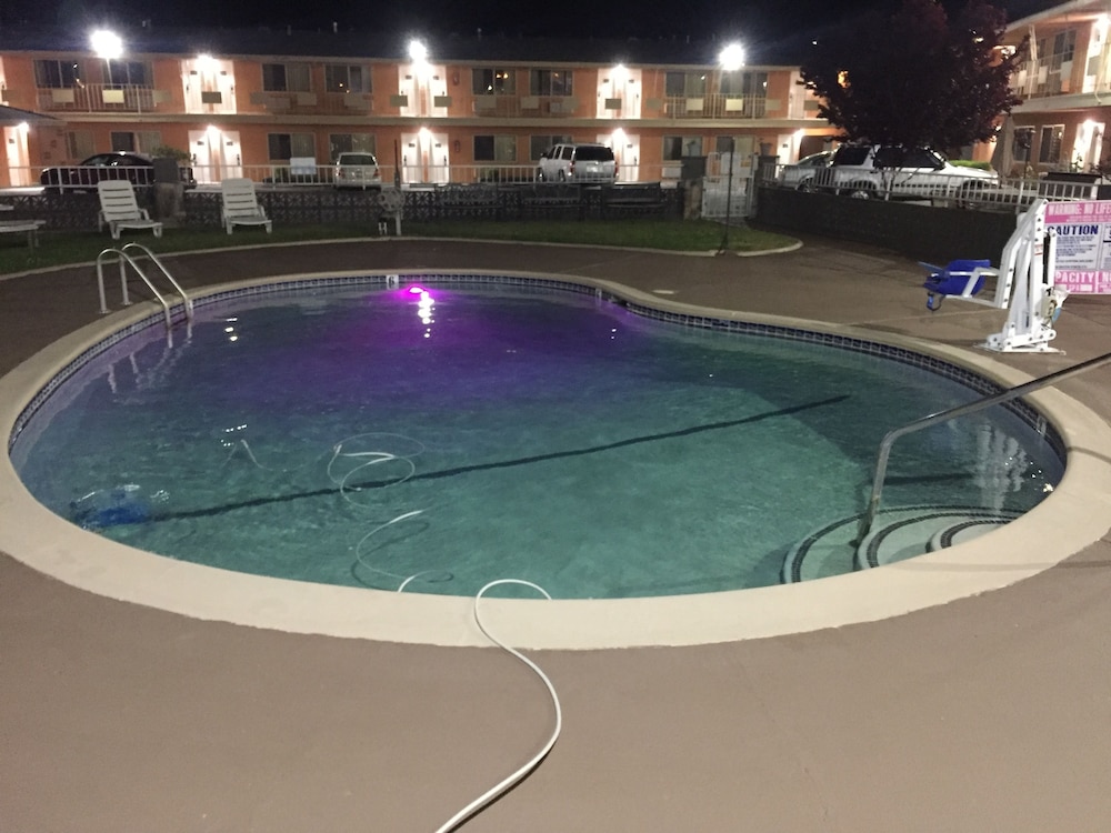 Americas Best Value Inn Red Bluff