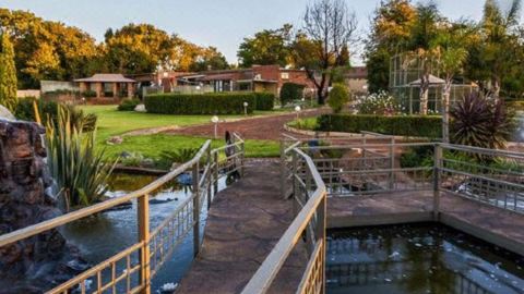 Crystal Rose Lodge & Spa,Krugersdorp - Updated 2023 Prices | Trip.com