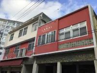 The Lanai Hostel