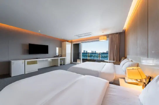 Incheon Stay Hotel Отели рядом с достопримечательностью «The Memorial Hall for Incheon Landing Operation»