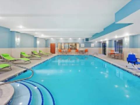 Holiday Inn Express & Suites CULPEPER by IHG Hotels in Culpeper