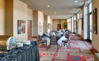 Holiday Inn & Suites SALT LAKE CITY-AIRPORT WEST by IHG - Pet Friendly