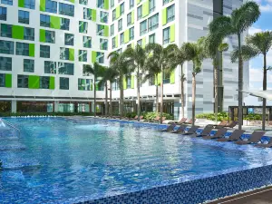 Holiday Inn & Suites Saigon Airport