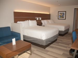 Holiday Inn Express & Suites Decatur