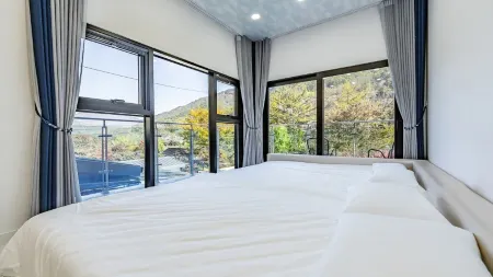 Sangju Child Shelter Kids Pool Villa