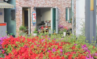 Tongyeong Semiee Guest House