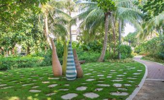Yalong Bay Green Forest Resort Villa Apartment (Yalong Bay Road No.2)