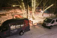 A-Lodge Boulder - parking