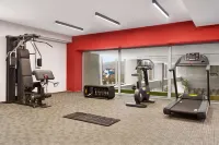Ramada by Wyndham Targu Jiu - Gym