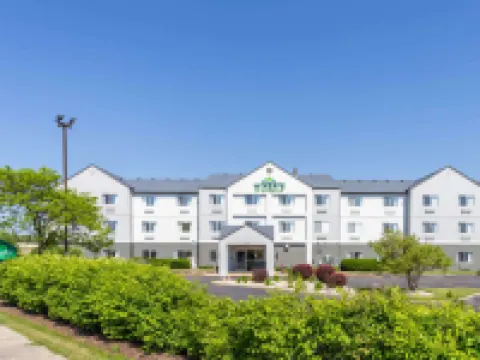 วินเกท บายวินด์แฮม เกอร์นี โรงแรมในGurnee