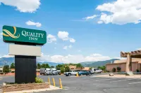 Quality Inn - parking