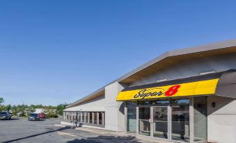 Super 8 by Wyndham Kirkland Lake