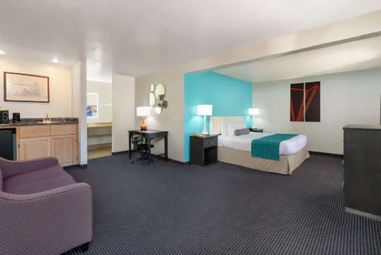 ハワード ジョンソン バイ ウィンダム ホルブルック