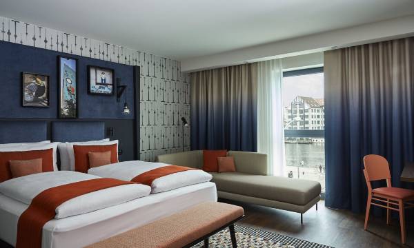 Hotel Indigo Berlin - East Side Gallery by IHG