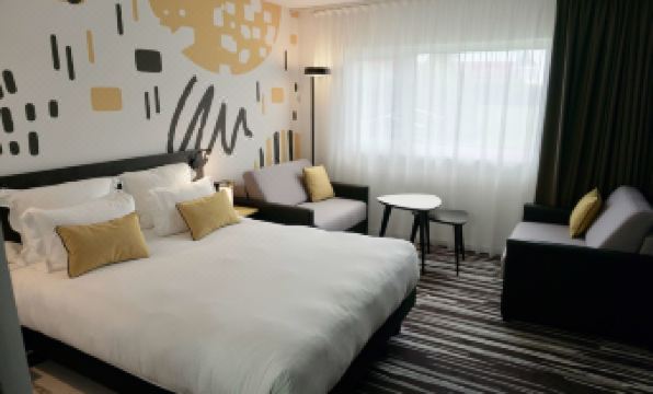 Golden Tulip Roissy Saint Witz
