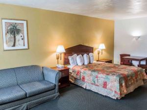 Suburban Extended Stay Hotel Tallahassee near University