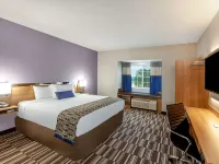 Microtel Inn & Suites by Wyndham College Station Hotels in Brazos County