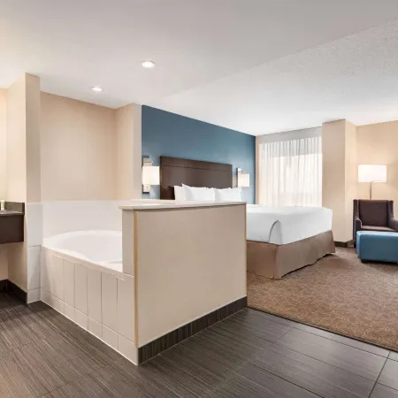 Wyndham Garden Niagara Falls Fallsview