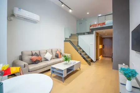 Xinlin Apartment Hotel (Chengdu Xibocheng Hangzhou Road Subway Station Branch) Отели рядом с достопримечательностью «Beijing University of Aeronautics and Astronautics»