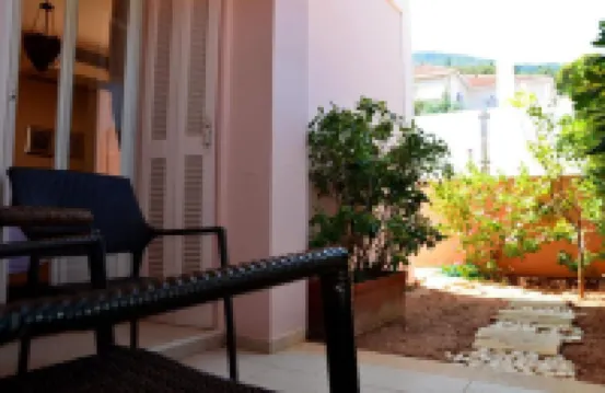 コリーナ ギャラリー ホテル