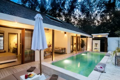Coral Flora Villa Beach Front