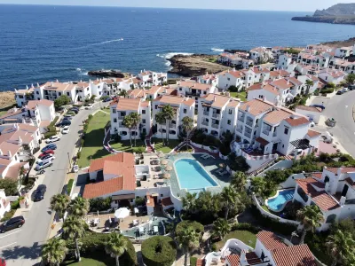 Apartamentos El Bergantin Menorca Club فنادق في مينوركا