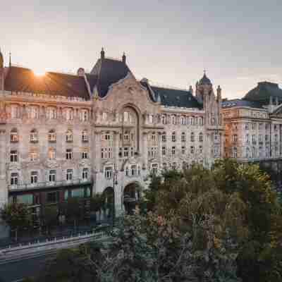 Four Seasons Hotel Gresham Palace Budapest Hotel Exterior