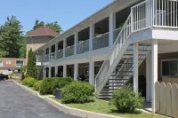Saga Resort Hotels in Wasaga Beach