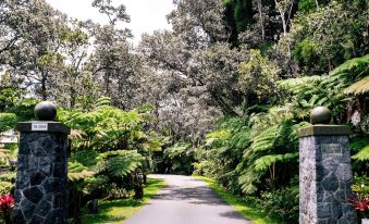 Kilauea Lodge and Restaurant