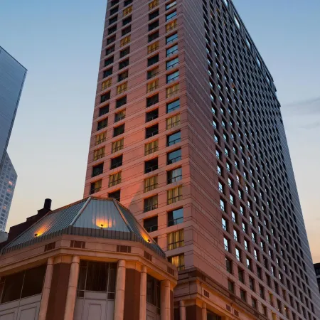 Hilton Chicago Magnificent Mile Suites