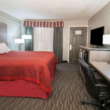 Days Inn by Wyndham Central San Antonio NW Medical Center